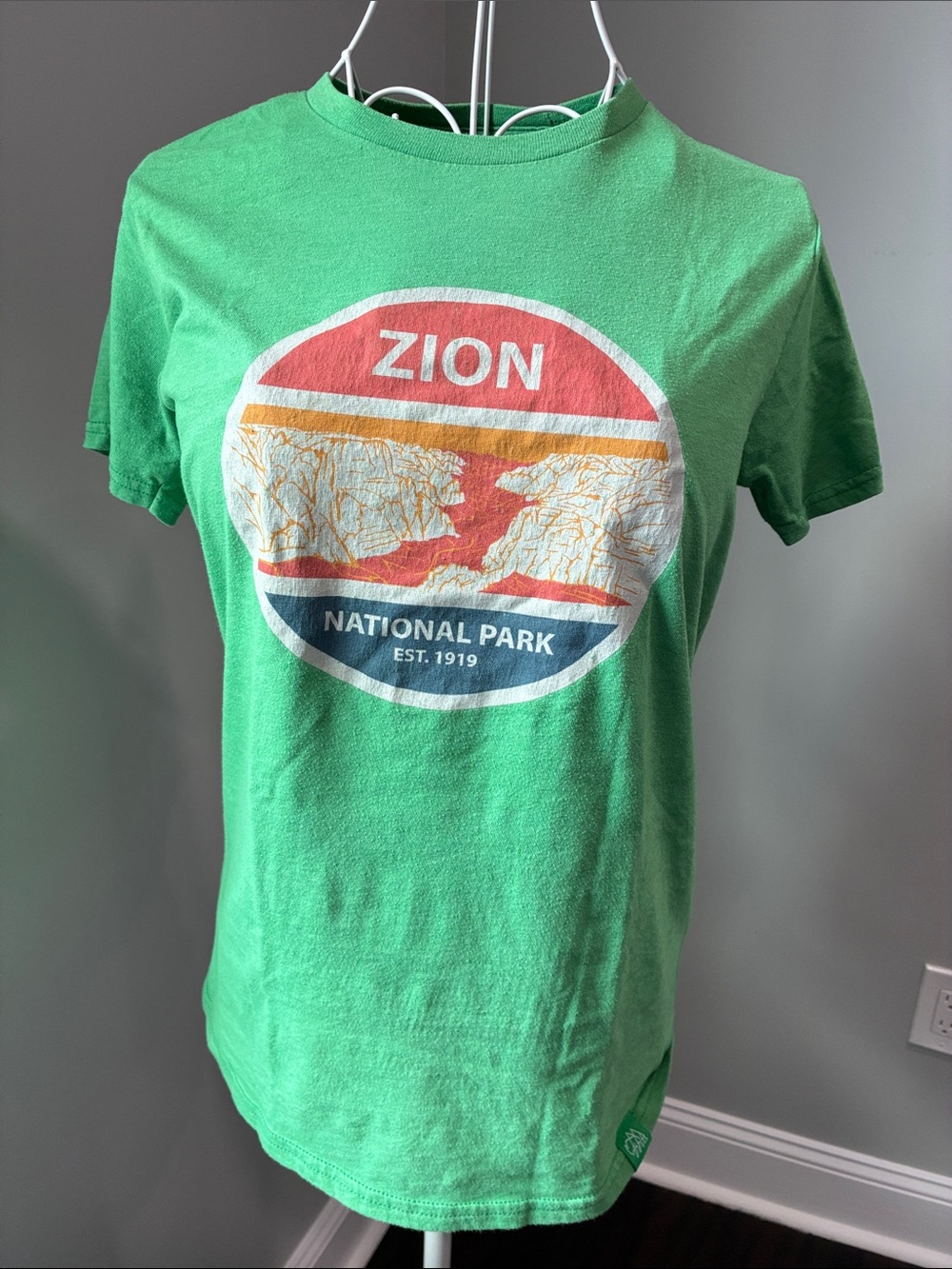 Zion National Park Green Graphic Tee - Women's Short Sleeve